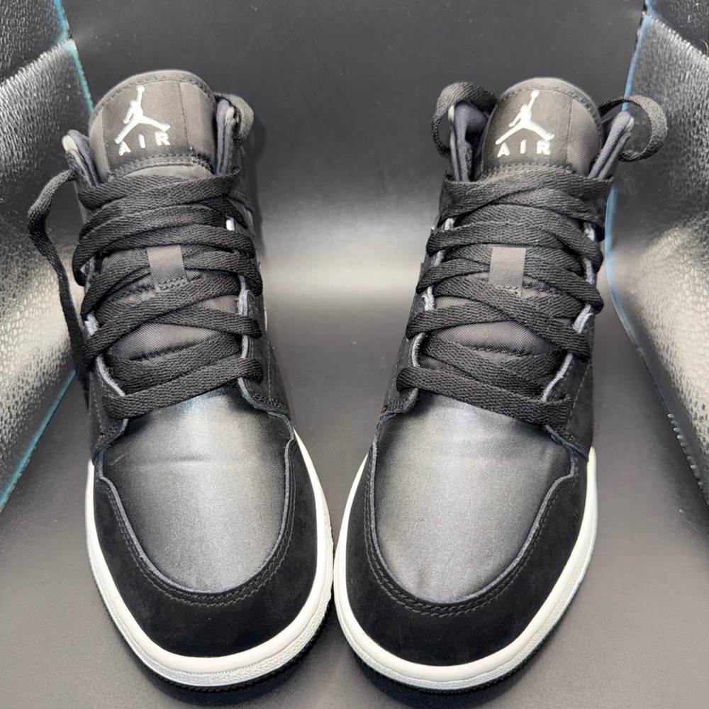 Size 6Y - Air Jordan 1 Mid Black Anthracite, BQ6931-012, Clean, With Box, 8.5/10